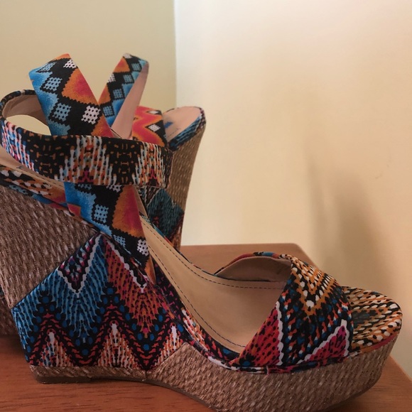 Wedge multi color shoe - Picture 2 of 7
